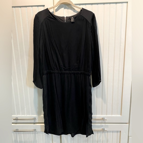 H&M Black Zip Back Knee-length Dress - 12 - Picture 1 of 10